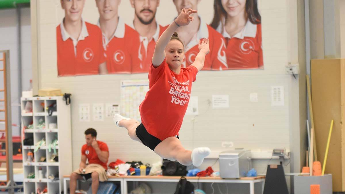 Artistik Cimnastik'te Türkiye'yi temsil edecek