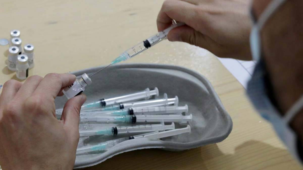 Aşı karşıtı olan kişi virüsten hayatını kaybetti