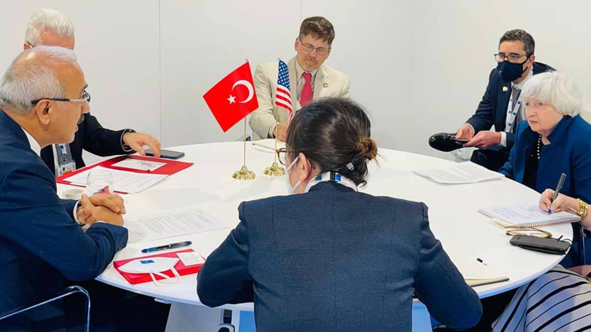 Bakan Elvan G-20 kapsamında ABD'li görüştü