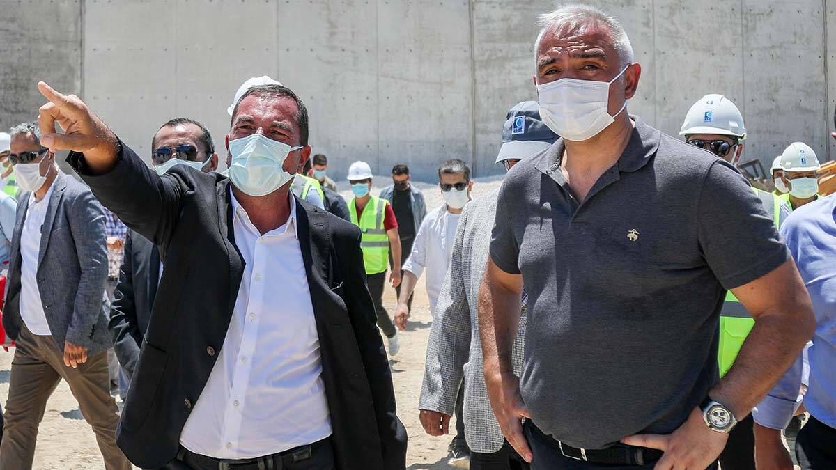 Bu yılki turizm gelir hedefi 20 milyar dolar