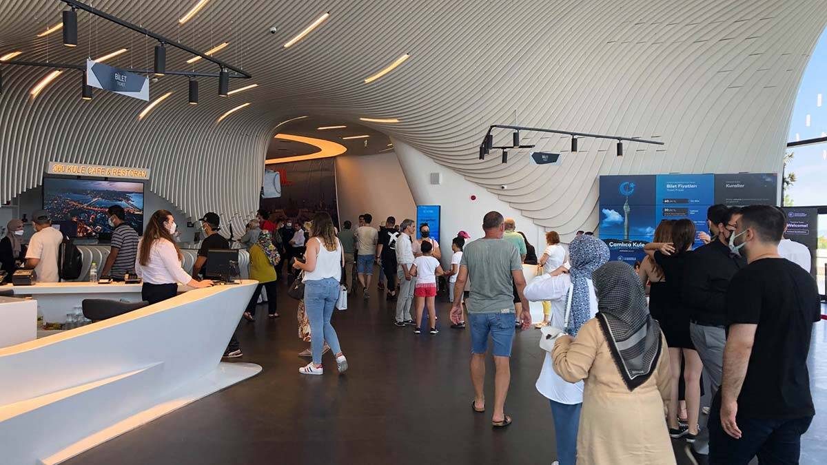Çamlıca Kulesi 9 günde 30 bin ziyaretçi ağırladı