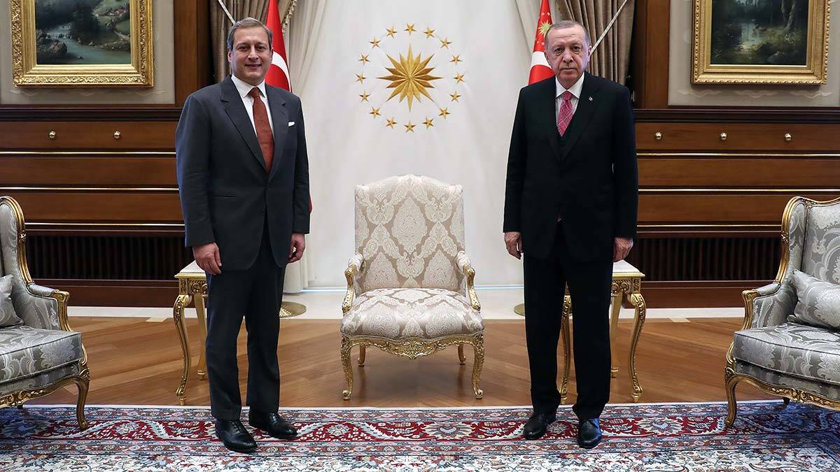 Cumhurbaşkanı Galatasaray Başkanını kabul etti
