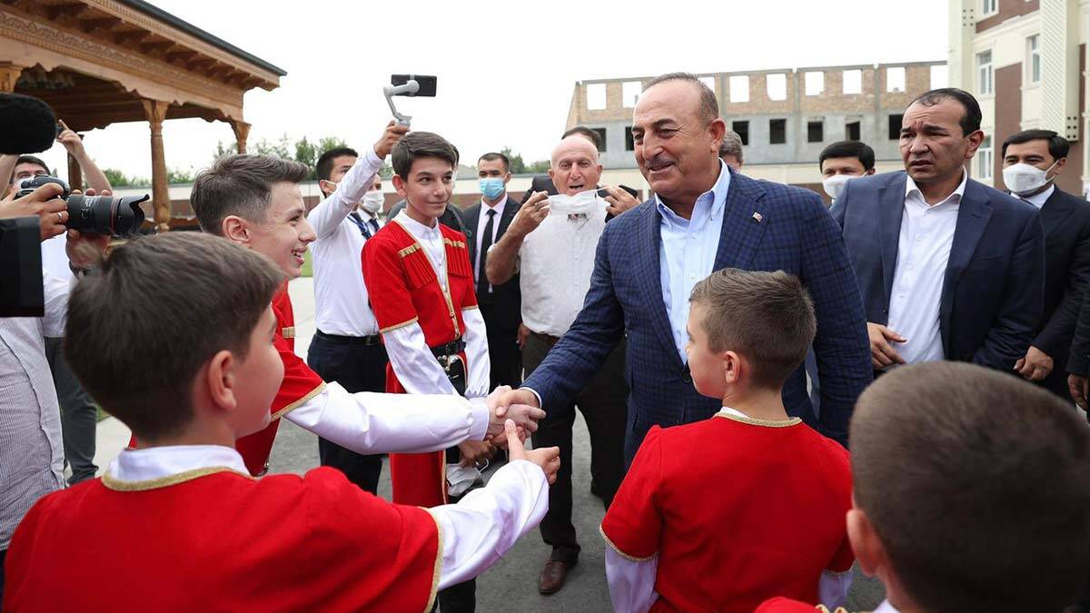 Dışişleri Bakanı Ahıska Türkleri ile buluştu