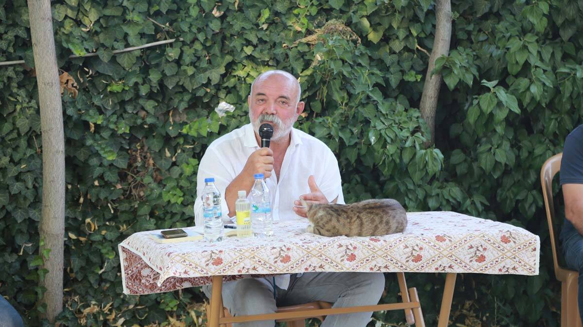 Ercan Kesal memleketinde söyleşi yaptı