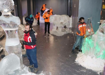 15 Temmuz darbe girişimini buza işliyor