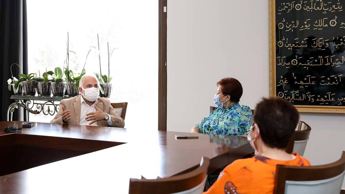 Filistinli Çocuklara Yardımlar Ulaştı