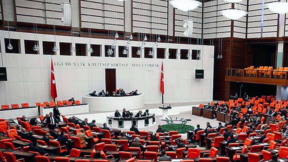 Gözaltı süreleri 1 yıl uzatılıyor