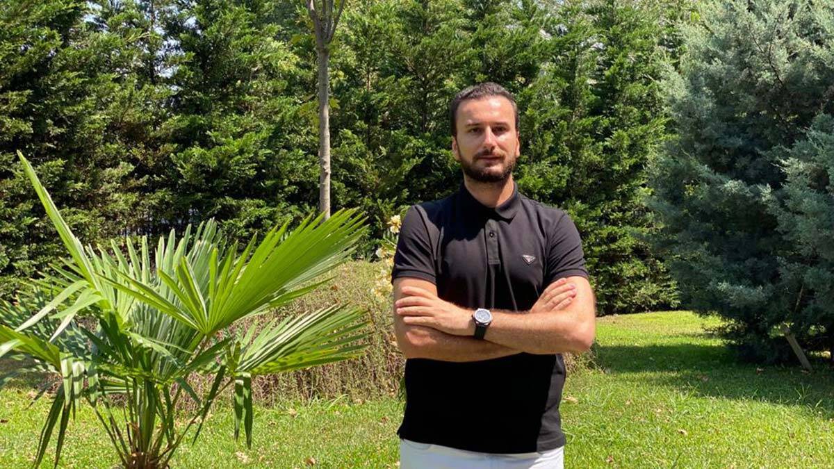 İş insanı Uğur Aslan'dan 10 bin fidan bağışı