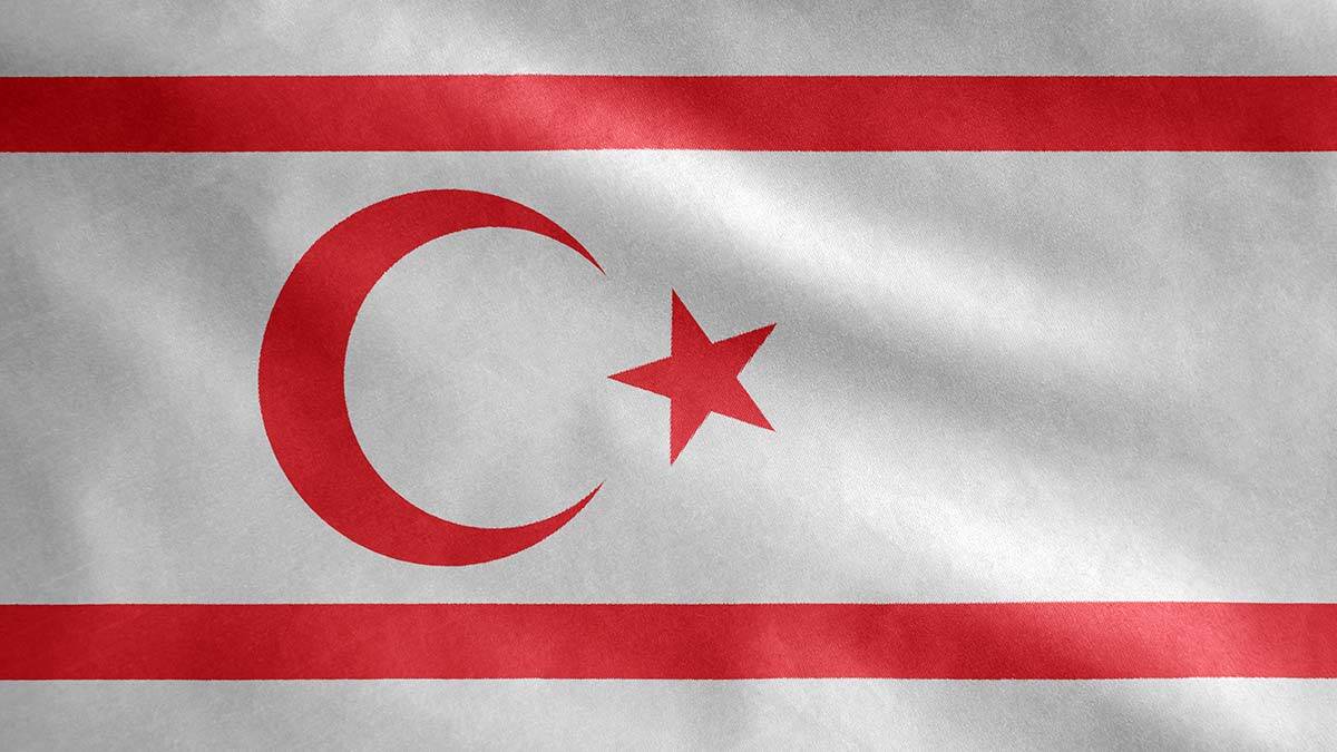 Kıbrıslı Rumlardan KKTC Cumhurbaşkanı karşıtı kampanya_