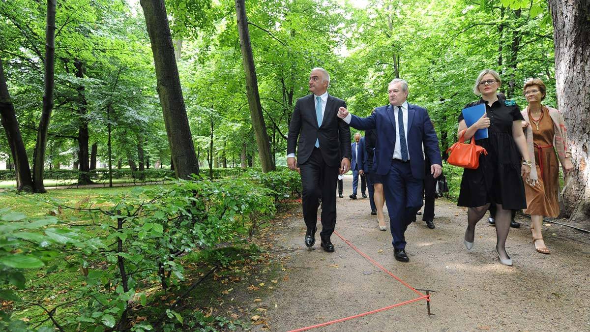 Kültür ve Turizm Bakanı Polonya'da temaslarda bulundu