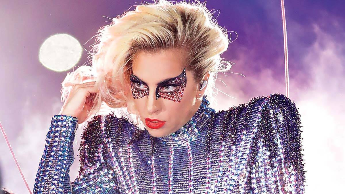 Lady Gaga Türk makyaj ustasını ABD’ye davet etti