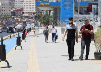 Mardin'de aşı olmayanları ikna çalışması
