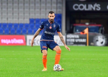 Mehmet Topal Beşiktaş kadrosunda