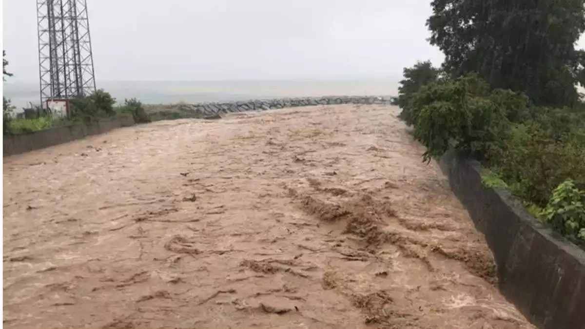 Meteoroloji dogu karadenizi afetlere karsi uyardi 2 - öne çıkan - haberton