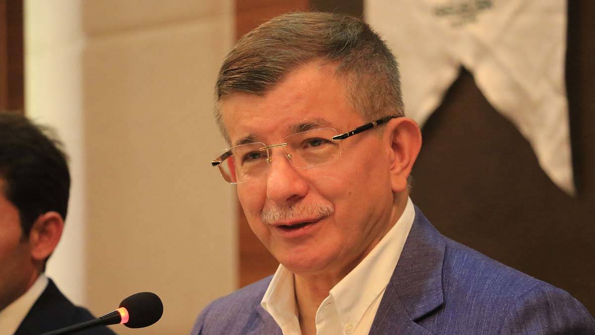 Muhalefet ile Çok Yakın Temaslarımız Var