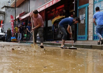 Rize'de hayatını kaybeden 5 kişi defnedildi