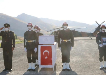 Şehit uzman çavuş için tören düzenlendi_