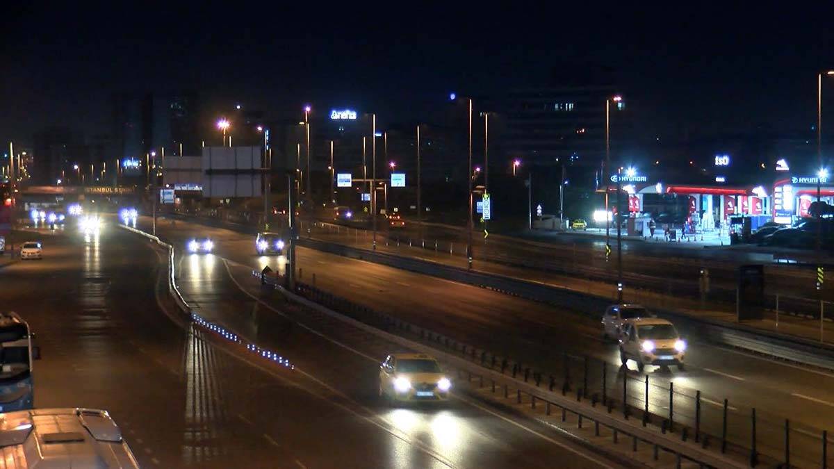 Sokağa Çıkma Yasağı Saat 5'te Sona Erdi