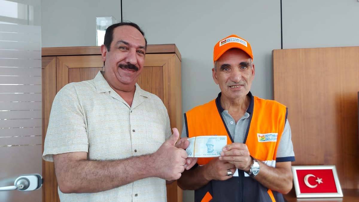 Sokakta bulduğu parayı Iraklı sahibine teslim etti