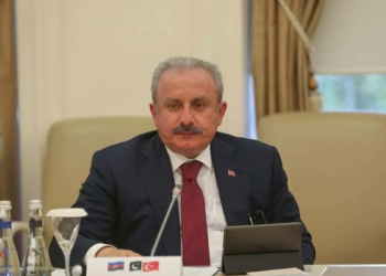 TBMM Başkanı Bakü'de temaslarda bulundu