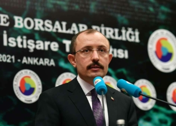 Ticaret Bakanı cari açık sorununu çözeceğiz mesajı