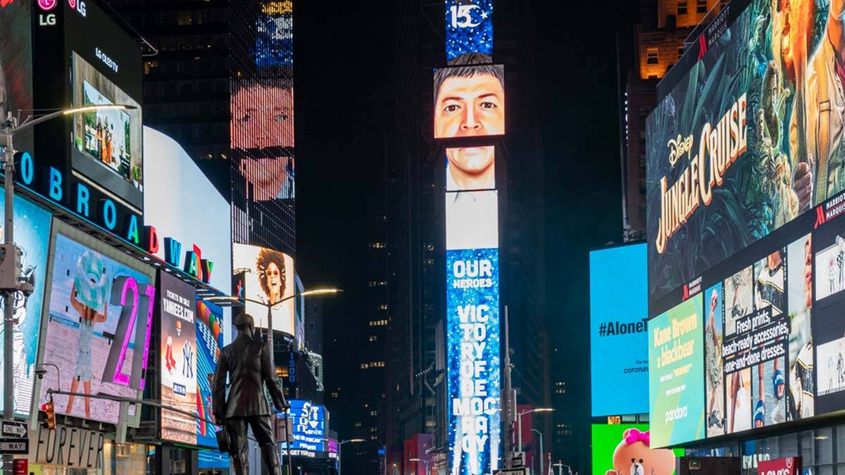 Times Meydanı'nda 15 Temmuz anması