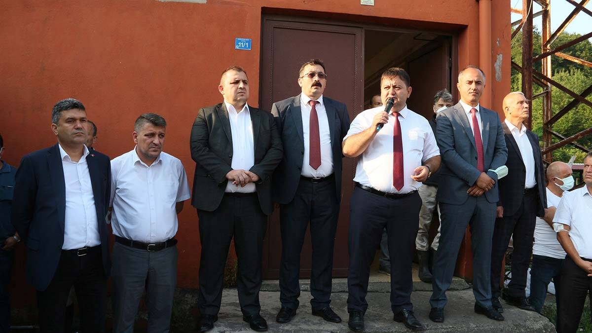 Toplu iş sözleşmesinde sendika haklarını istiyor
