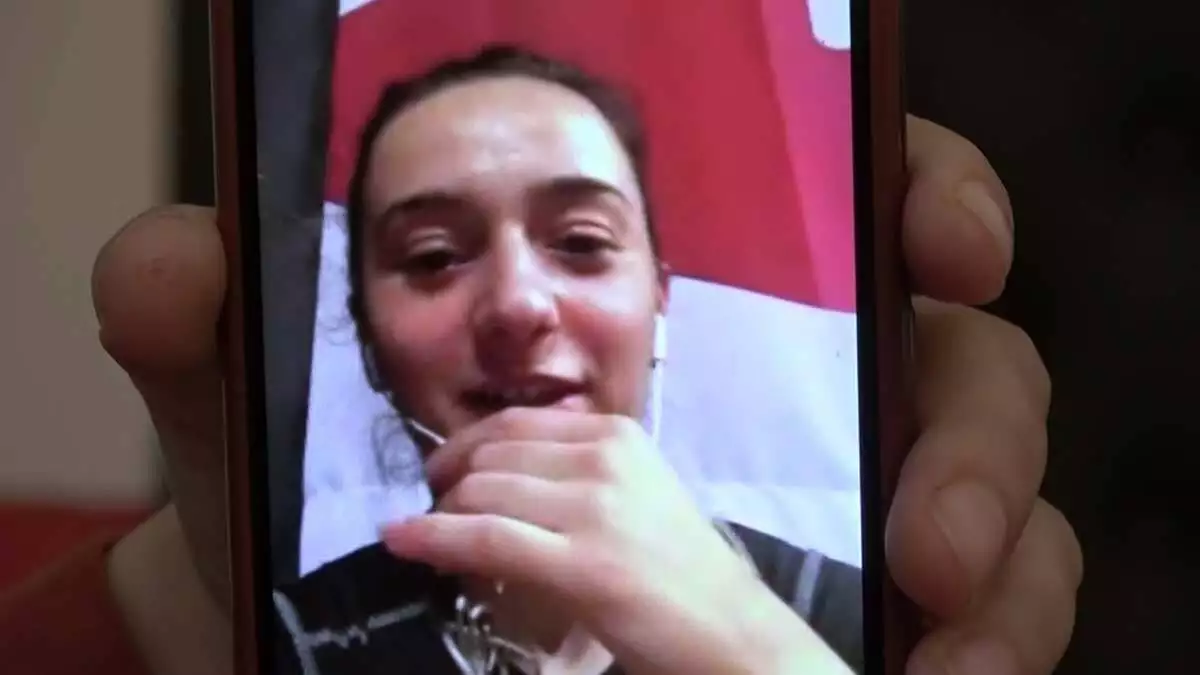 Turk halterciyi anne ve babasi heyecanla izledi 3 - spor haberleri - haberton