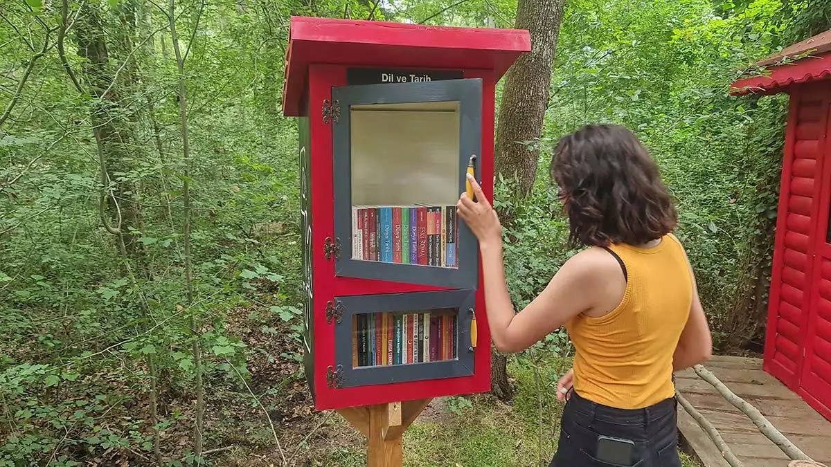 Turkiyenin ilk orman kutuphanesinde 2 bini askin kitap 3 - kültür ve sanat - haberton