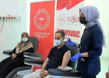 Turkovac Faz-3 aşaması gönüllere uygulanıyor
