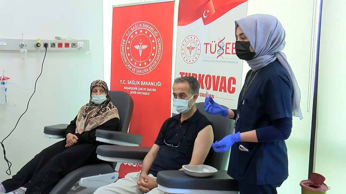 Turkovac Faz-3 aşaması gönüllere uygulanıyor