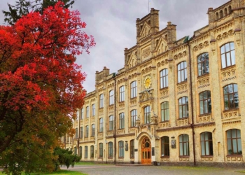 Ukrayna'da üniversite eğitimine talep yüzde 500 arttı