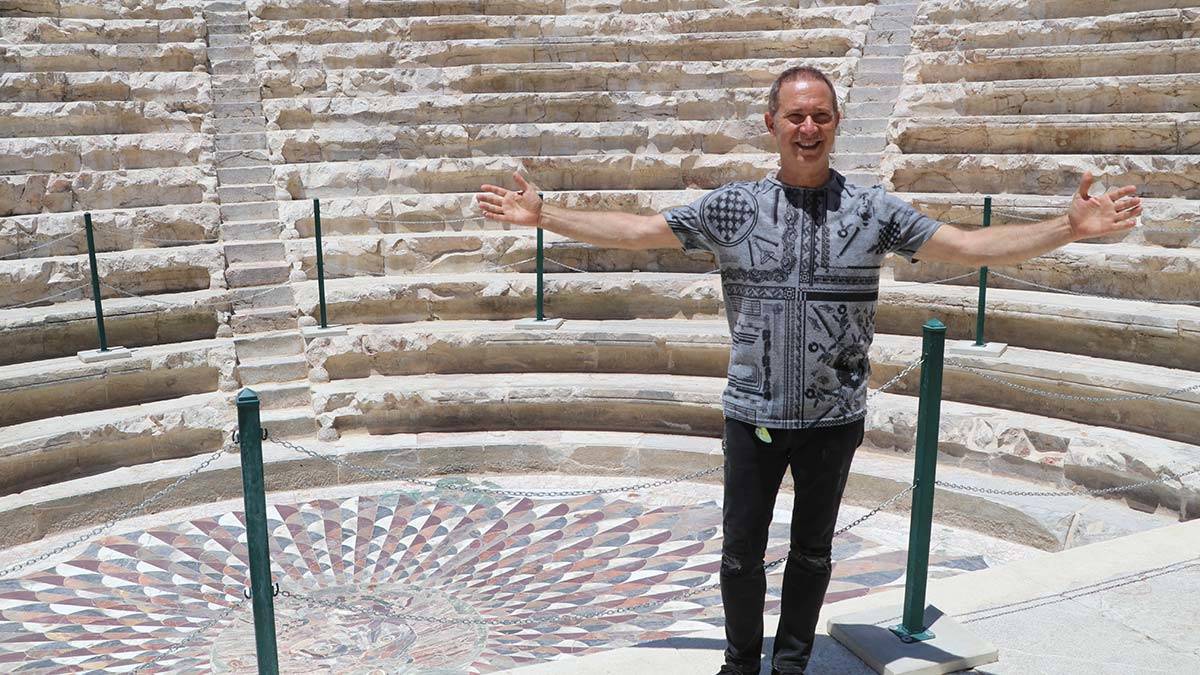 Ünlü şarkıcının Kibyra Antik Kenti'nde konser isteği