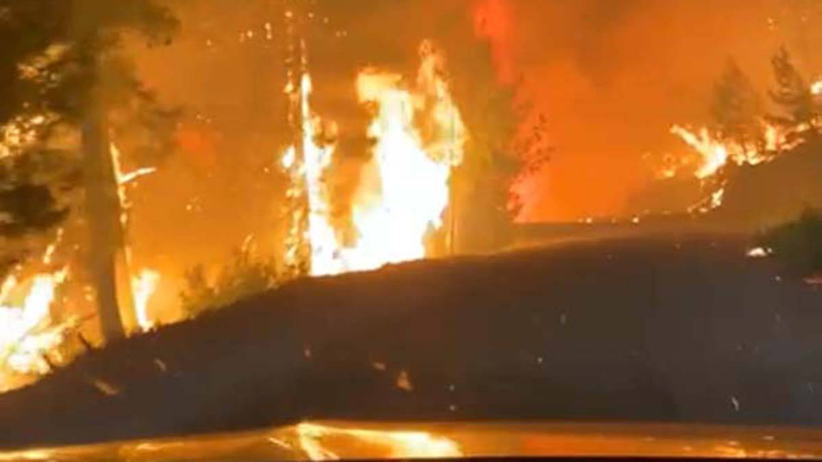 Yardım götüren 4 esnaf alevler arasında kaldı