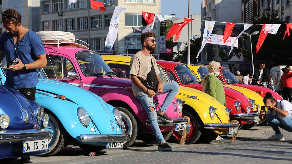 Klasik otomobil sergisinde nostalji rüzgarı esti