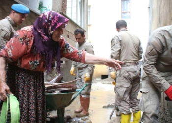 Artvin'de sel afetinin bilançosu ağır; 39 yapı yıkıldı