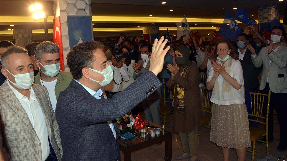 15 Temmuz iktidarın gücünü tahkim etmesine alet edildi