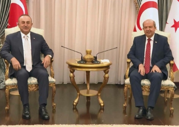 Bakan Çavuşoğlu Ersin Tatar ile görüştü