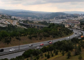 Kocaeli geçişinde trafik yoğun ve akıcı