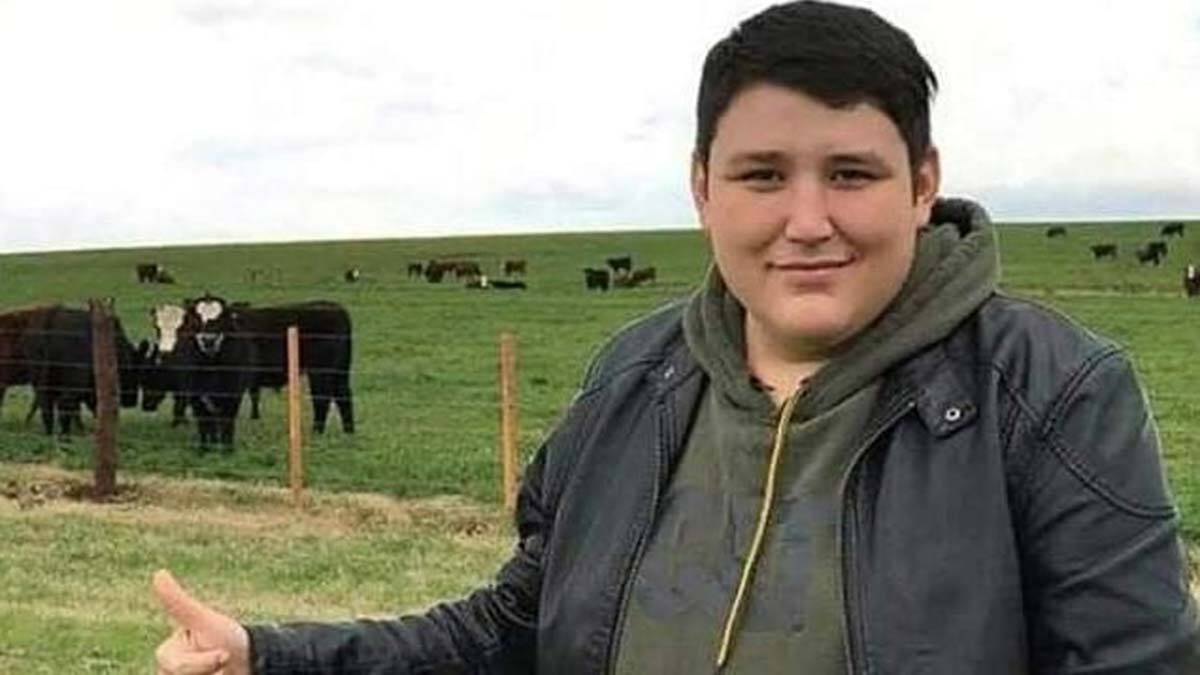 Kurucusu olduğu Çiftlik Bank üzerinden binlerce kişiyi dolandıran Tosuncuk teslim oldu.