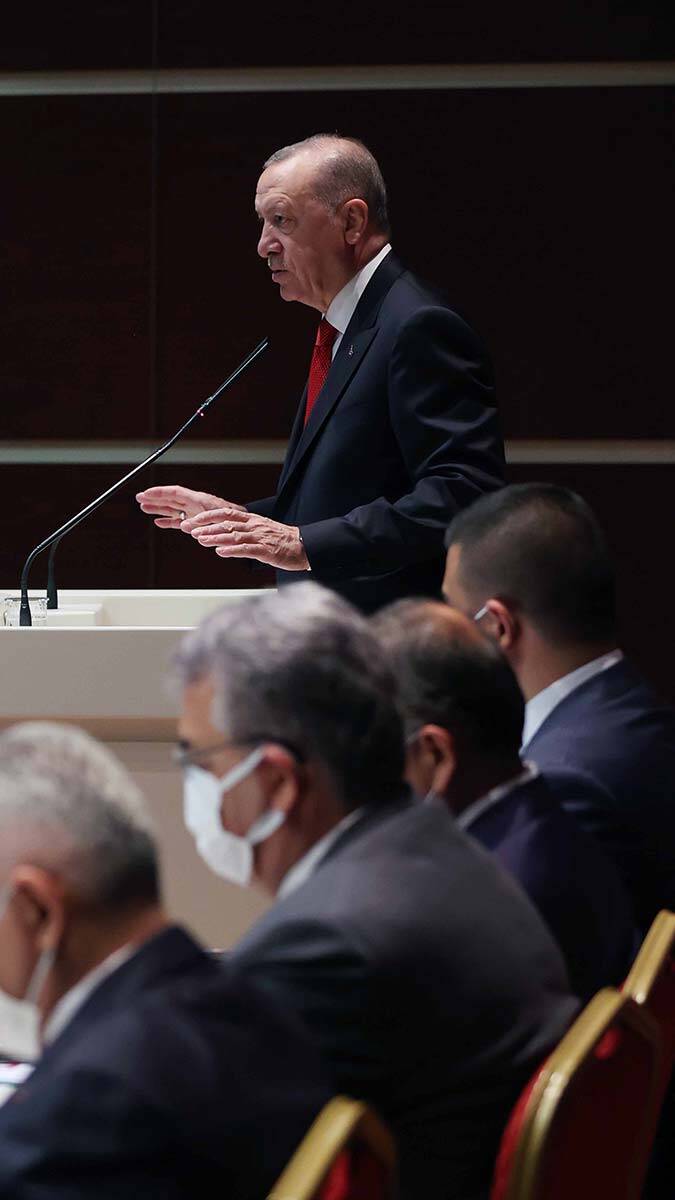 2023 virajını kazasız belasız dönmemiz gerekiyor