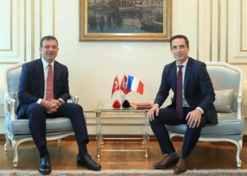 Djebbari İmamoğlu'nu makamında ziyaret etti