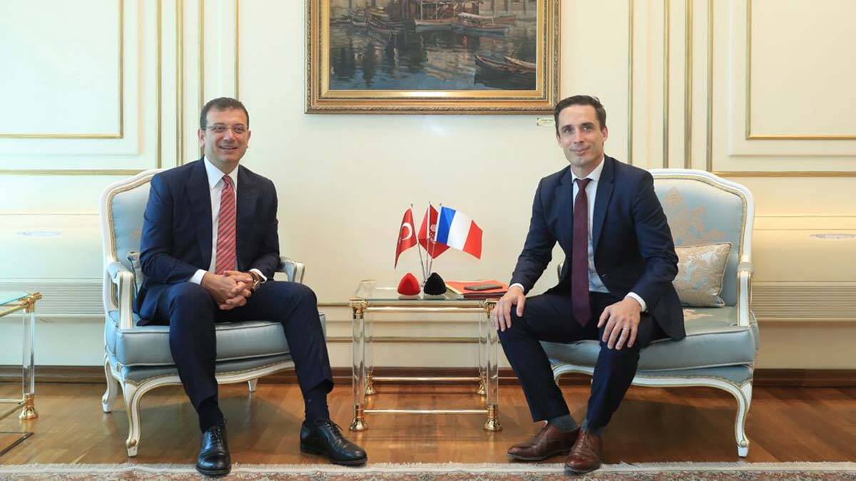 Djebbari İmamoğlu'nu makamında ziyaret etti