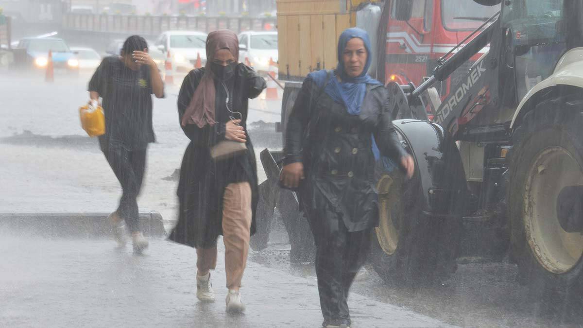 Sağanaklar iklim değişikliğinin doğal sonucu