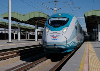 Konya'da sel sonrası YHT hattı ulaşıma açıldı