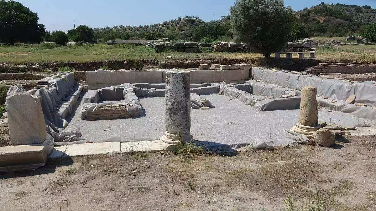 Aydın'ın germencik ilçesindeki tarihi m. Ö. 4'üncü yüz yıla dayanan magnesia antik kenti'nde kazı çalışmaları yeniden başladı.