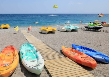 Tatilciler en çok parasailingi tercih ediyor
