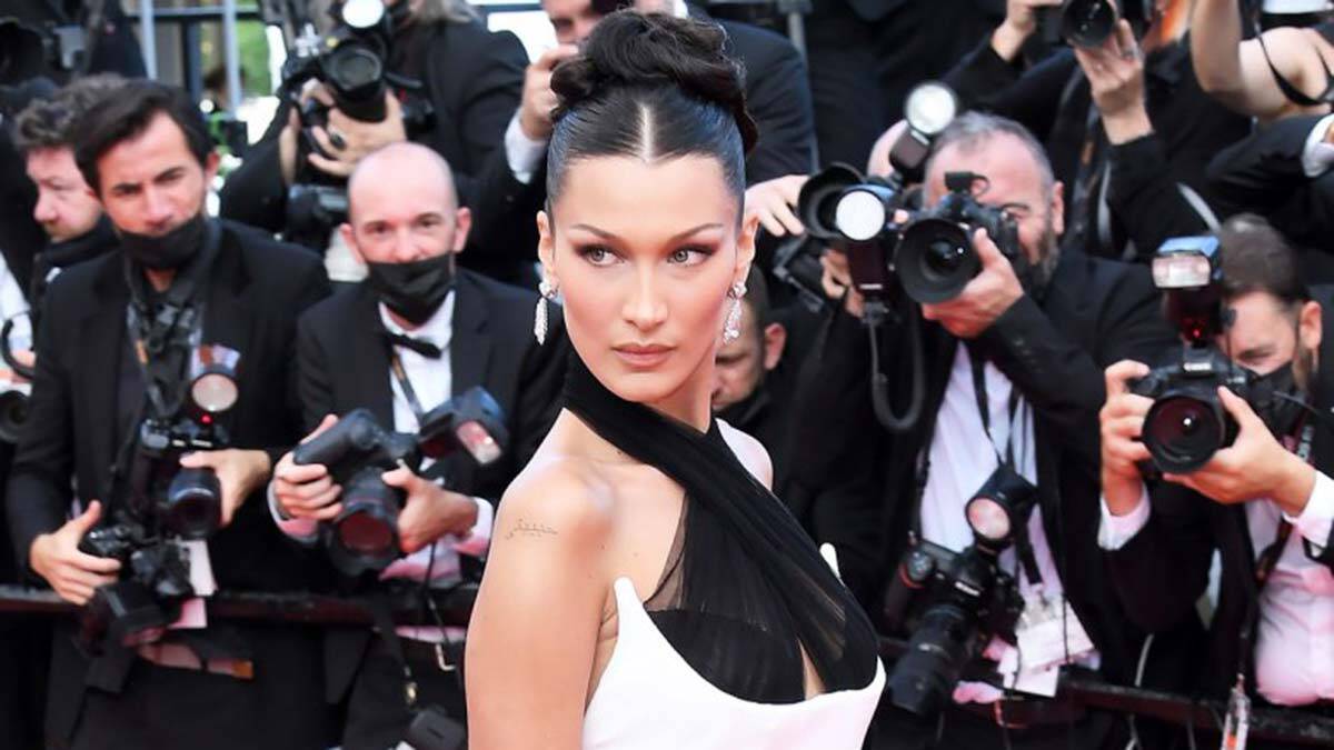 Kırmızı halı stilleri yine dikkat çekti