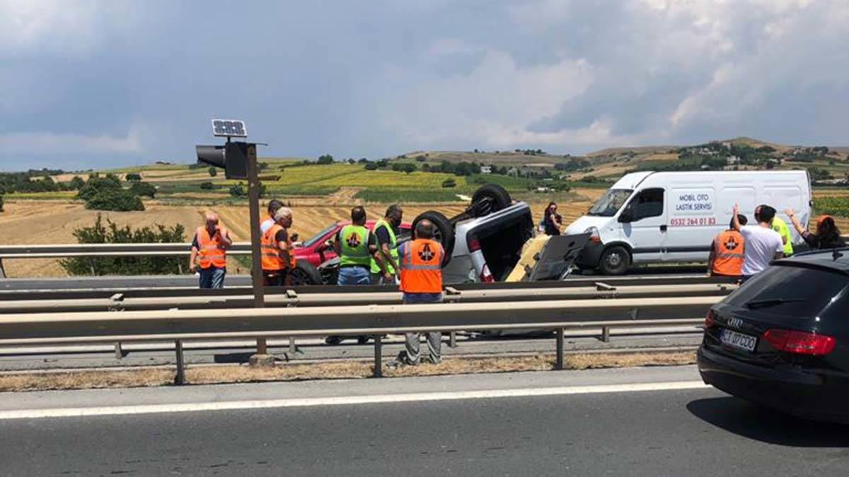 TEM Otoyolu'nda zincirleme kaza