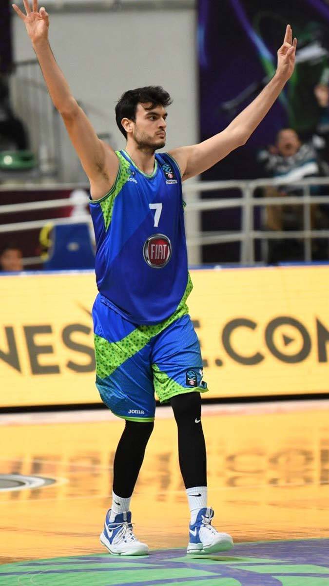 Yiğit Arslan yeniden TOFAŞ'ta